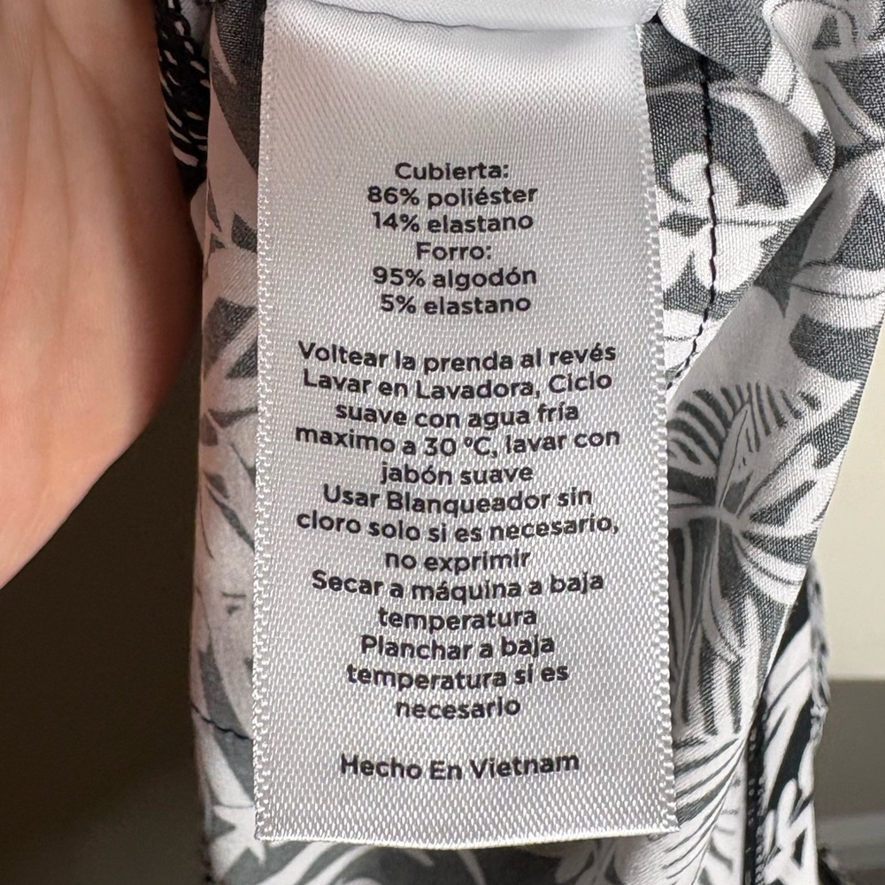 Talbots Black and White Floral Skort - Picture 12 of 13